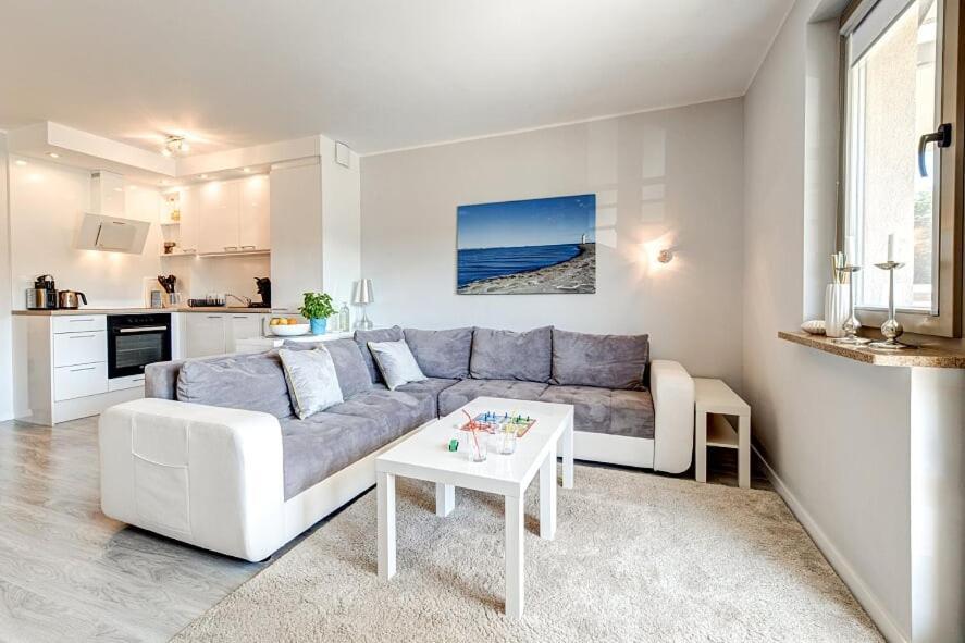 White Apartment Swinemuende Zewnętrze zdjęcie